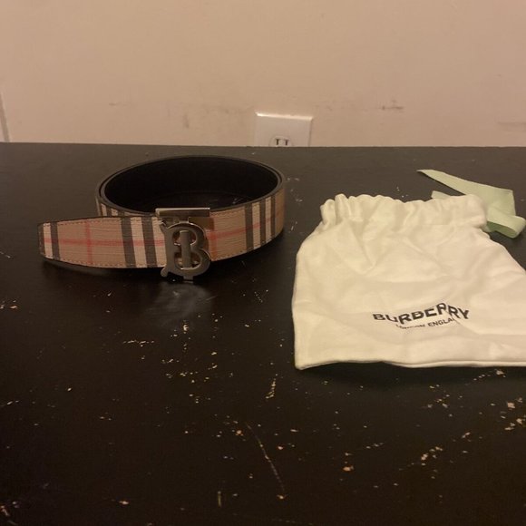 Burberry  Black  Inside Reversible Belt Chrome TB  Buckle  95/38 - Picture 1 of 4